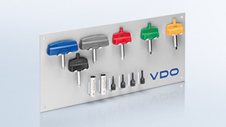 To fit and remove valve-based TPMS sensors properly, you should always use the right tools.